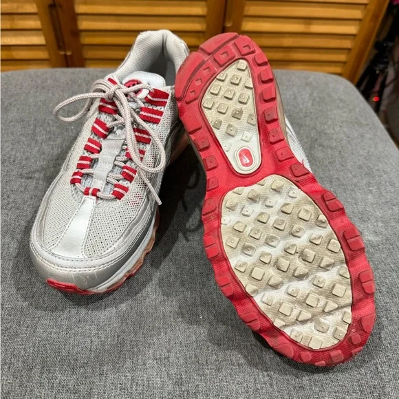Nike Silver and Red Women's Sneakers - Picture 6 of 8